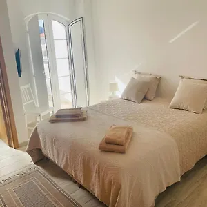 Feelgood Vegan Homestay Sagres