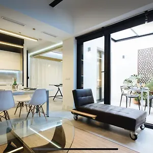 lujoso-loft-con-piscina-espacio-office.es-andalucia.com/
